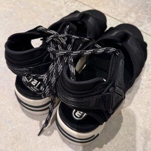Marc Jacobs Sandals - US8/EU38